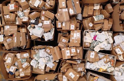 Mystery box – 5 kg – experiență care începe chiar înainte de deschidere