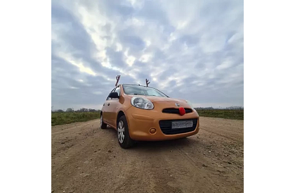 Antlers de ren și nas – decorațiuni pentru mașina dumneavoastră