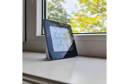 Ceasuri digitale cu termometru și higrometru