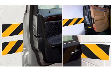Protector de ușă auto