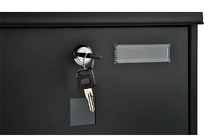 Cutia poștală – neagră