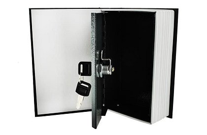 Trezor – cutie ascunsă în carte 18 × 11,5 cm