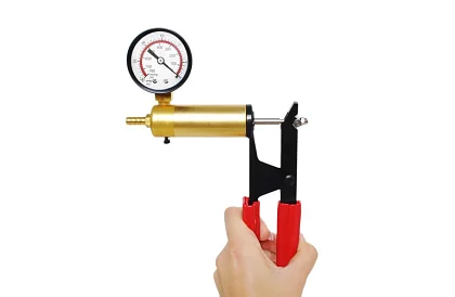 Pompa de vid de vacum manuală - eliminarea aerului din frâne