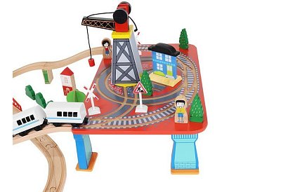 Calea ferată din lemn cu trenuleț cu baterii – 88 de piese