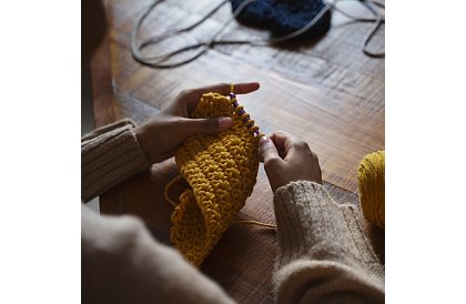 Set de croșetat – set creativ de 50 de piese în husă