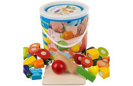 Fructe și legume din lemn pentru tăiat în găleată