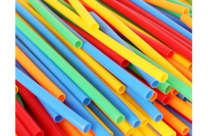 Set de construcție colorat 3D din paie 408 buc – joc creativ pentru copii