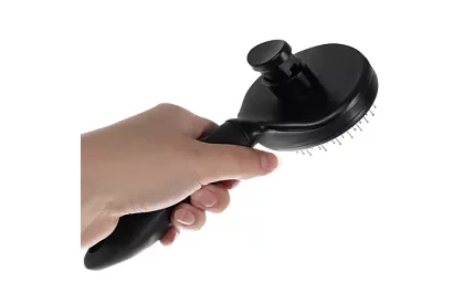 Perie auto-curățare pentru blană