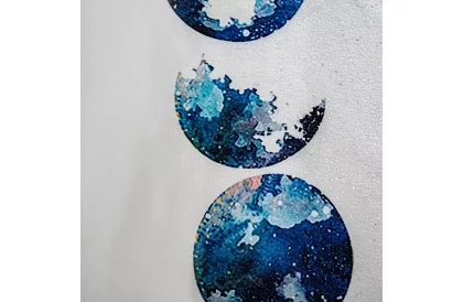 Dispozitiv pentru îndepărtarea scamelor de pe îmbrăcăminte