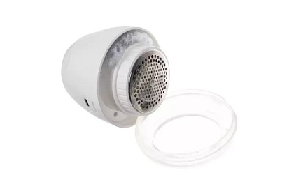 Dispozitiv pentru îndepărtarea scamelor de pe îmbrăcăminte