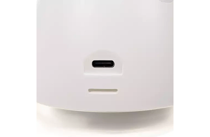 Dispozitiv pentru îndepărtarea scamelor de pe îmbrăcăminte