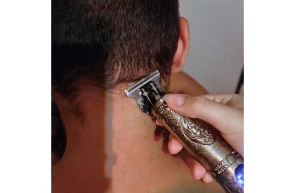 Mașină de tuns părul și bărbia 4 în 1