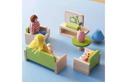 Păpuși din lemn pentru căsuța copiilor – 7 buc.