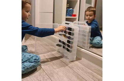 Geantă din plastic - organizator pentru mașinuțe