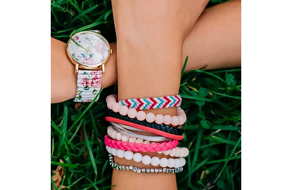 Set creativ pentru fabricarea brățărilor