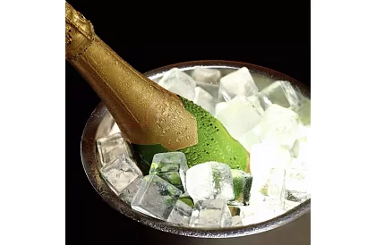 Recipient de gheață de 1,3 litri – găleată cu capac și clești