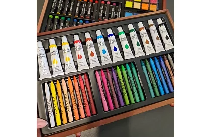 Set de pictură în cutie de lemn – 130 de articole