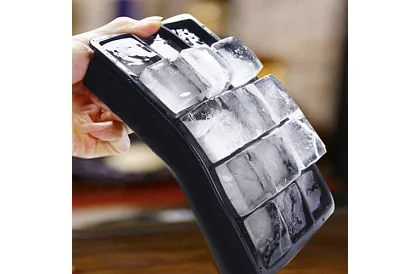 Formă din silicon pentru gheață cu capac – congelator pentru 15 cuburi de gheață