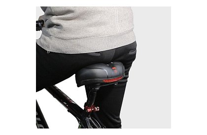 Scaun de bicicletă ACTIVE cu ventilație și husă impermeabilă