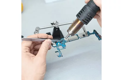 Stație de sudură cu aer cald 700W