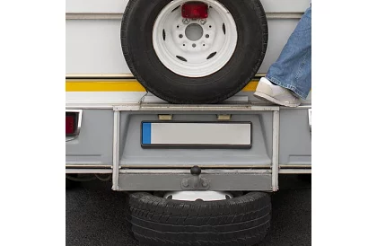 Cadru sub numărul de înmatriculare – negru – 2 bucăți