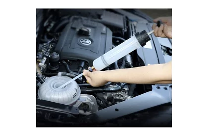 Siringă pentru extracția uleiului și a lichidelor - 200ml