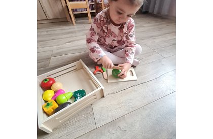 Jucărie din lemn – tăierea legumelor cu accesorii - 34 de piese