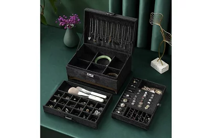 Cutie elegantă din piele întoarsă - neagră