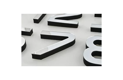 Ceasuri de perete – diametru 60–130 cm