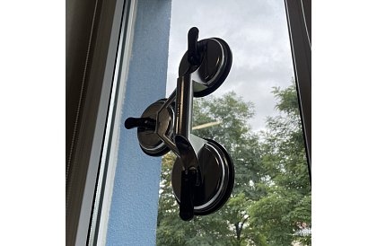 Suport cu vacuum triplu 3×120 mm – ridicare sigură de până la 150 kg