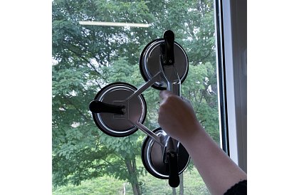 Suport cu vacuum triplu 3×120 mm – ridicare sigură de până la 150 kg