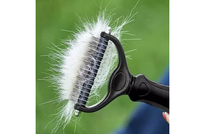 Pieptene pentru blană și subblană