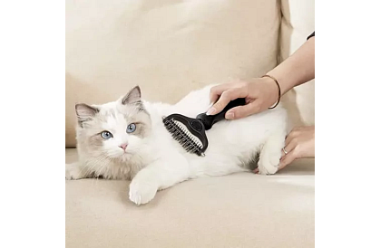 Pieptene pentru blană și subblană