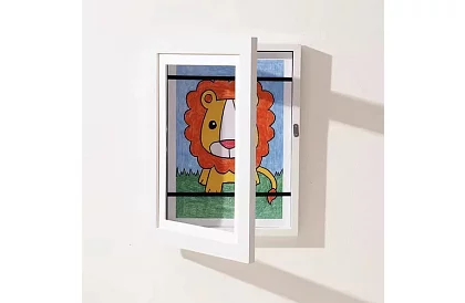 Cadru artistic de deschidere pentru fotografii – desene A4 - alb