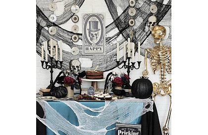 Pânza mare artificială pentru Halloween – 198x76 cm - neagră
