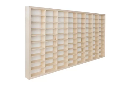 Raft din lemn – organizator pentru mașinuțe – 80 de compartimente