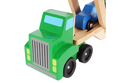 Camion din lemn pentru transportul mașinilor cu mașinu mici