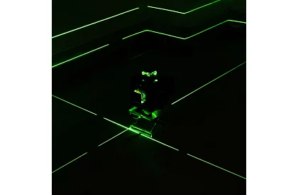 4D nivelă laser 360° – 16 linii – laser de nivelare verde