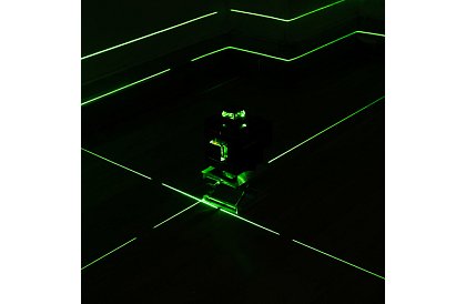 4D nivelă laser 360° – 16 linii – laser de nivelare verde
