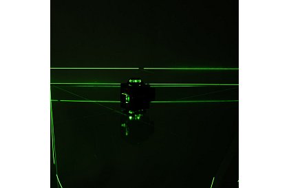 4D nivelă laser 360° – 16 linii – laser de nivelare verde