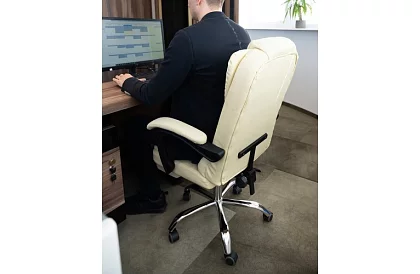 Scaun de birou cu suport pentru picioare extensibil - crem