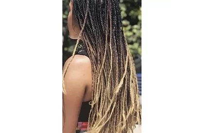 Părul împletit ombre sintetic – blond închis