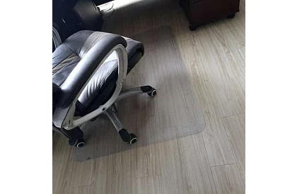 Saltea de protecție pentru scaun 100 × 140 cm – lapte