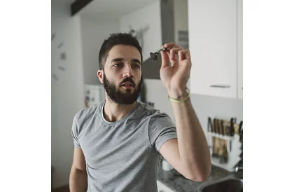 Set de săgeți – 12 bucăți + 100 vârfuri