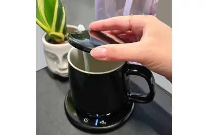 Încălzitor electric de băuturi – set de încălzitor, ceașcă, linguriță și capac