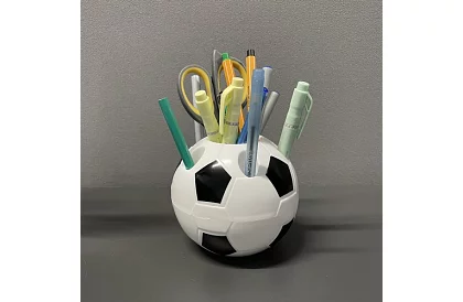 Organizator de birou pentru creioane - minge de fotbal