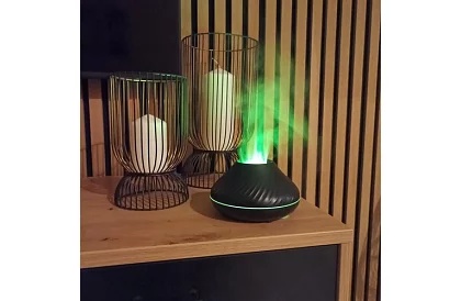 Aromatizator cu efect de flacără + 3 uleiuri aromatice