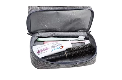 Geantă cosmetică de călătorie cu mânere pentru suspendare