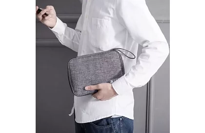 Cazul de călătorie – organizator pentru cabluri și încărcătoare