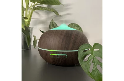 Aromatizator 4 în 1 cu ionizator și lampă LED